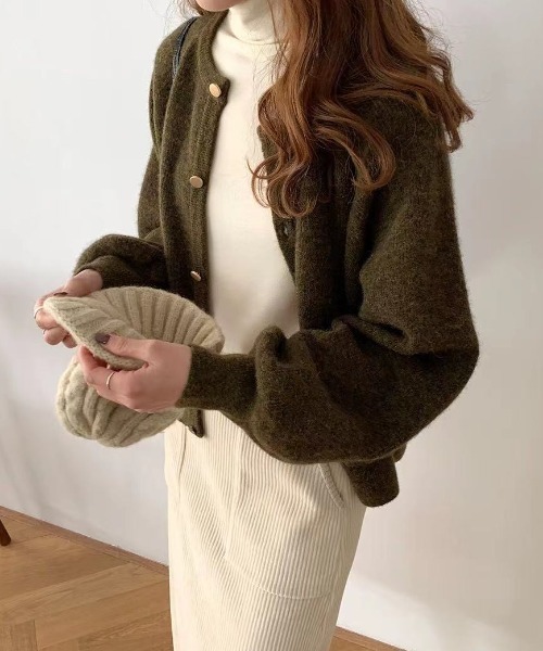 Diosfront（ディオスフロント）の「バルーンスリーブカーディガン（カーディガン/ボレロ・レディース・モカ/ベージュ/カーキ・FREE）」の8枚目の写真