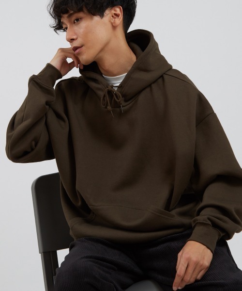 improves(インプローブス)の「TC 裏起毛 ビッグシルエット フーディー(パーカー・メンズ・ブラック/ダークグリーン/ダークブラウン/ネイビー/オフホワイト/オートミール/杢グレー/ダークグレー/グレイッシュベージュ/サンドベージュ/オリーブ/インディゴブルー・MEDIUM/LARGE)」の1枚目の写真