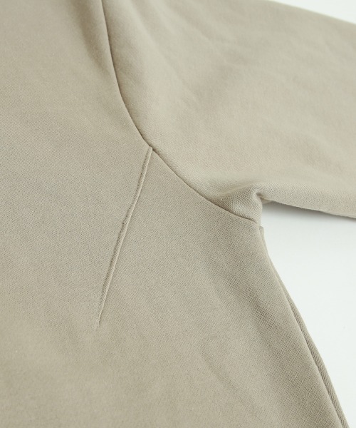 improves(インプローブス)の「TC 裏起毛 ビッグシルエット フーディー(パーカー・メンズ・ブラック/ダークグリーン/ダークブラウン/ネイビー/オフホワイト/オートミール/杢グレー/ダークグレー/グレイッシュベージュ/サンドベージュ/オリーブ/インディゴブルー・MEDIUM/LARGE)」の17枚目の写真