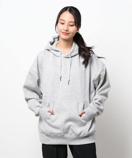 improves(インプローブス)の「TC 裏起毛 ビッグシルエット フーディー(パーカー・メンズ・ブラック/ダークグリーン/ダークブラウン/ネイビー/オフホワイト/オートミール/杢グレー/ダークグレー/グレイッシュベージュ/サンドベージュ/オリーブ/インディゴブルー・MEDIUM/LARGE)」の18枚目の写真