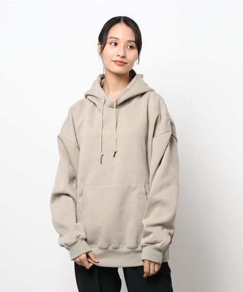 improves(インプローブス)の「TC 裏起毛 ビッグシルエット フーディー(パーカー・メンズ・ブラック/ダークグリーン/ダークブラウン/ネイビー/オフホワイト/オートミール/杢グレー/ダークグレー/グレイッシュベージュ/サンドベージュ/オリーブ/インディゴブルー・MEDIUM/LARGE)」の16枚目の写真