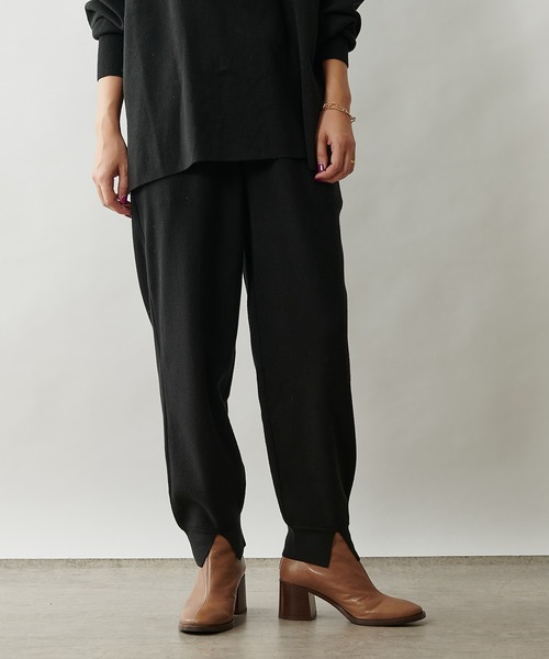 Omekashi（オメカシ）の「ニットジョガーパンツ（スウェットパンツ・レディース・ブラウン/ブラック/アイボリー・FREE）」の4枚目の写真