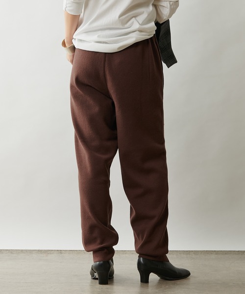 Omekashi（オメカシ）の「ニットジョガーパンツ（スウェットパンツ・レディース・ブラウン/ブラック/アイボリー・FREE）」の12枚目の写真