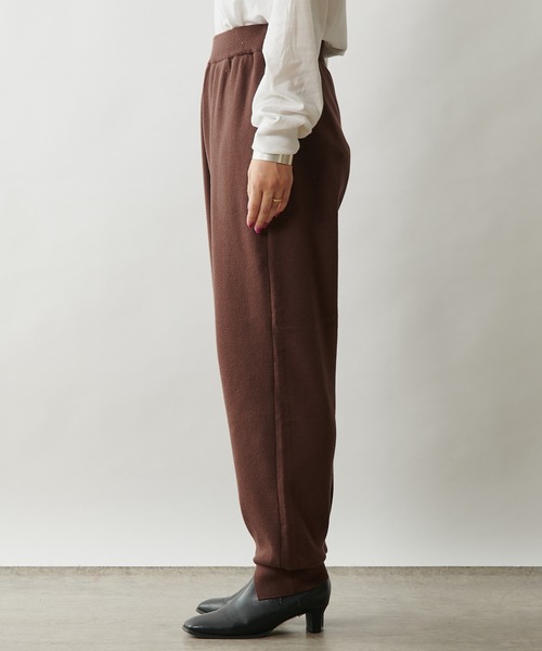 Omekashi（オメカシ）の「ニットジョガーパンツ（スウェットパンツ・レディース・ブラウン/ブラック/アイボリー・FREE）」の16枚目の写真