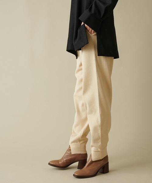 Omekashi（オメカシ）の「ニットジョガーパンツ（スウェットパンツ・レディース・ブラウン/ブラック/アイボリー・FREE）」の22枚目の写真