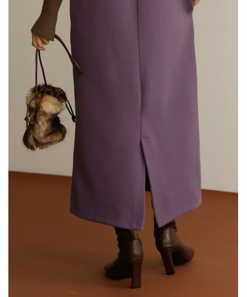 Re:EDIT（リエディ）の「[低身長サイズ有]軽くて暖かいリサイクルストレッチ起毛圧縮ニットソー深Vネックジャンパースカート（ジャンパースカート・レディース・ブラック/パープル/ブルー/ベージュ/グレー系その他・SHORT/MEDIUM/LARGE）」の11枚目の写真