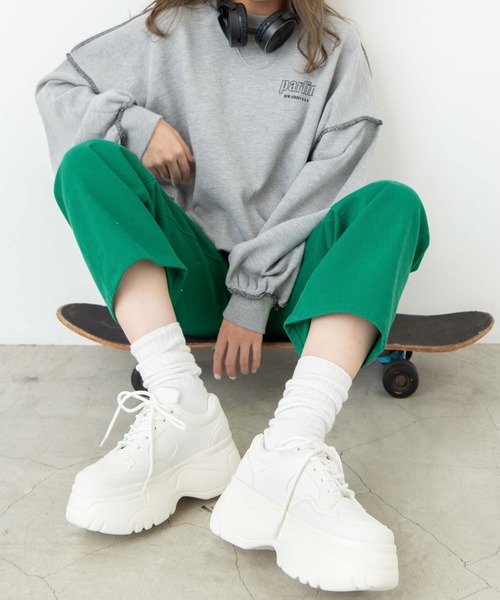 WEGO(ウィゴー)の「WEGO/ボリュームスニーカー(スニーカー・レディース・ホワイト/ブラック/グリーン/ライトベージュ・MEDIUM/LARGE)」の6枚目の写真