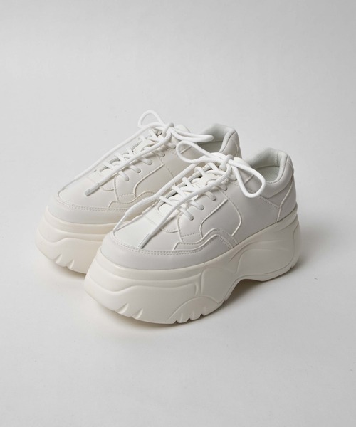 WEGO(ウィゴー)の「WEGO/ボリュームスニーカー(スニーカー・レディース・ホワイト/ブラック/グリーン/ライトベージュ・MEDIUM/LARGE)」の7枚目の写真