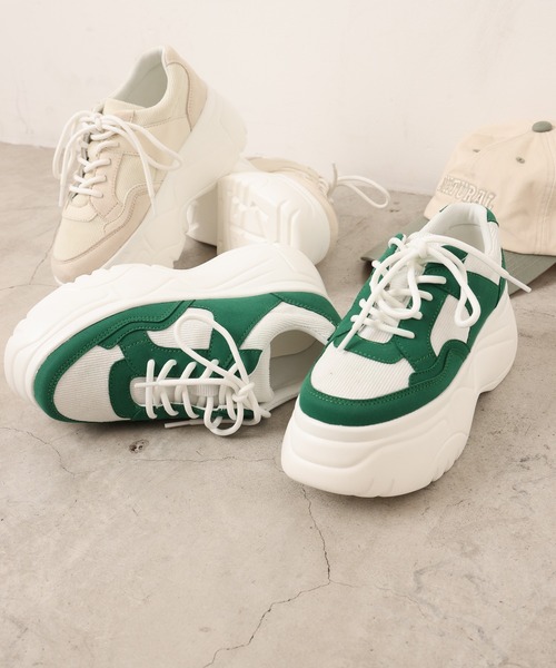 WEGO(ウィゴー)の「WEGO/ボリュームスニーカー(スニーカー・レディース・ホワイト/ブラック/グリーン/ライトベージュ・MEDIUM/LARGE)」の13枚目の写真