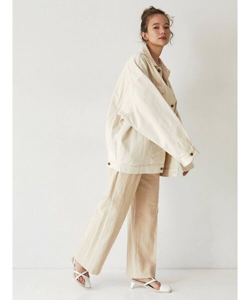 Ungrid（アングリッド）の「ハイウエストルーズタックパンツ（その他パンツ・レディース・アイボリー/ベージュ・SMALL/MEDIUM）」の6枚目の写真