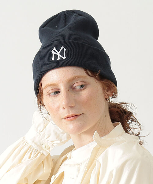 BEAMS BOY（ビームスボーイ）の「NEW ERA × BEAMS BOY / 別注 ニューヨークヤンキース ニットキャップ（ニットキャップ/ビーニー・レディース・ネイビー/ブルー・ONE SIZE）」の2枚目の写真
