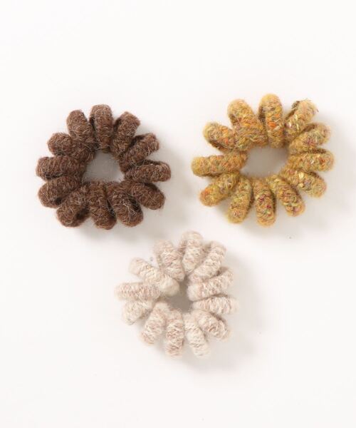 LOWRYS FARM（ローリーズファーム）の「グルグル３ＳＥＴヘアゴム　258115（ヘアゴム・レディース・グリーン/イエロー/ブルー/グリーン系その他/ピンク・FREE）」の6枚目の写真