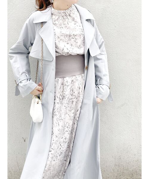 dazzlin（ダズリン）の「バックボタンプリーツトレンチコート（トレンチコート・レディース・ベージュ/ブルー/その他1・FREE）」の18枚目の写真