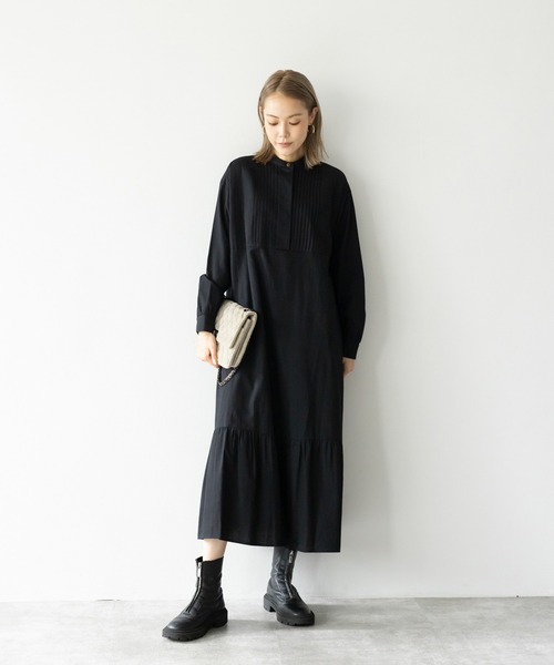 HERENCIA（ヘレンチア）の「ピンタックデザイン バンドカラー ソフトツイル ワンピース（ドレス・レディース・ブラック/レッド/オフホワイト/ミント/マスタード・MEDIUM）」の17枚目の写真