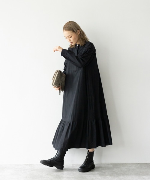 HERENCIA（ヘレンチア）の「ピンタックデザイン バンドカラー ソフトツイル ワンピース（ドレス・レディース・ブラック/レッド/オフホワイト/ミント/マスタード・MEDIUM）」の14枚目の写真