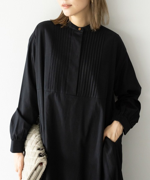 HERENCIA（ヘレンチア）の「ピンタックデザイン バンドカラー ソフトツイル ワンピース（ドレス・レディース・ブラック/レッド/オフホワイト/ミント/マスタード・MEDIUM）」の9枚目の写真