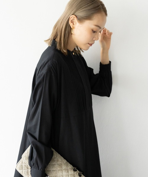 HERENCIA（ヘレンチア）の「ピンタックデザイン バンドカラー ソフトツイル ワンピース（ドレス・レディース・ブラック/レッド/オフホワイト/ミント/マスタード・MEDIUM）」の18枚目の写真