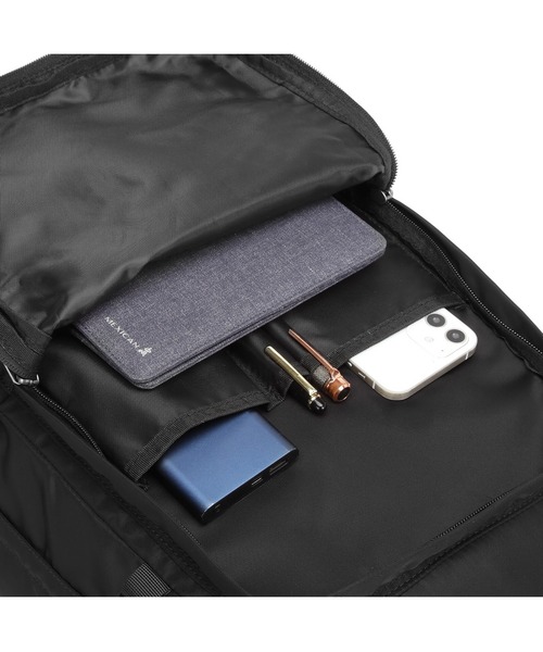 GUSCIO(グッシオ)の「【グッシオ ベーシック】バックパック 30L 大き目リュックサック ユニセックス(バックパック/リュック・レディース・ブラック/グレー/カーキ/エメラルドブルー・FREE)」の12枚目の写真