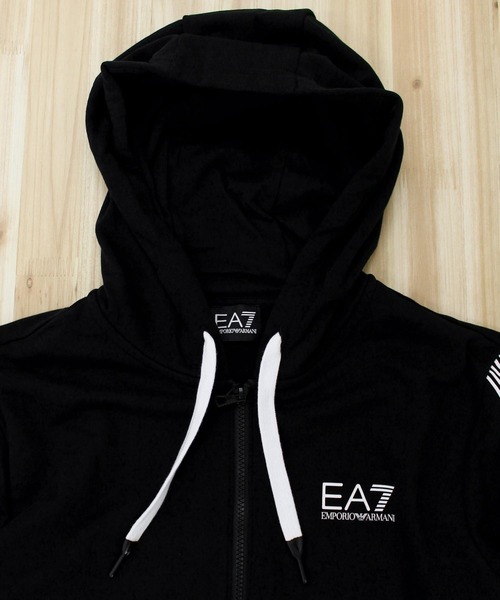EMPORIO ARMANI（エンポリオアルマーニ）の「EA7 スリーブロゴフルジップスウェットパーカー 6KPM58 PJ9FZ（パーカー・メンズ・レッド/ブラック・L/M）」の9枚目の写真