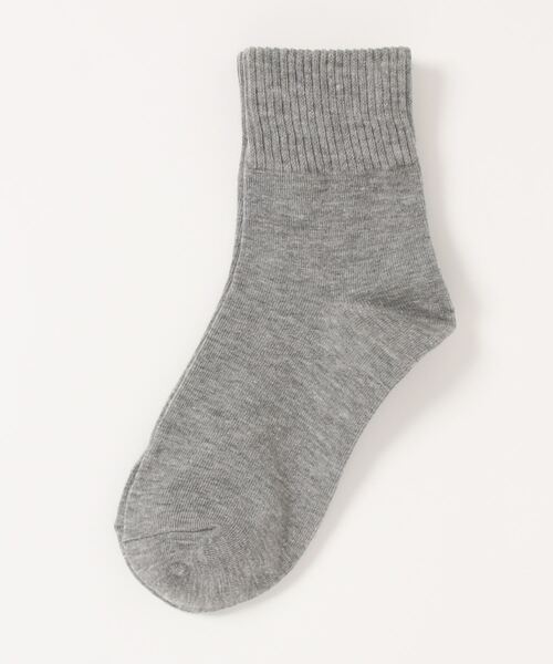 「kakko」（カッコ）の「レディース ベーシックリブショートソックス靴下（ソックス/靴下・レディース・ホワイト/ライトグレー/ブラック/ベージュ/ブラウン/カーキ/ピンク/ブルー/グリーン/ダークグレー/マスタード/ブラウン系その他・FREE）」の3枚目の写真