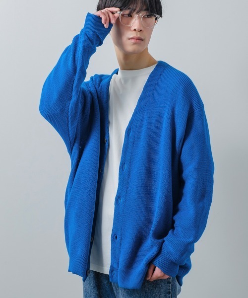 improves(インプローブス)の「12GG あぜ編みニット オーバーサイズ カーディガン(カーディガン/ボレロ・メンズ・ブルー/ブラック/ナチュラル/マスタード/グリーン・MEDIUM/LARGE)」の4枚目の写真