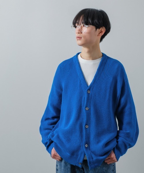 improves(インプローブス)の「12GG あぜ編みニット オーバーサイズ カーディガン(カーディガン/ボレロ・メンズ・ブルー/ブラック/ナチュラル/マスタード/グリーン・MEDIUM/LARGE)」の13枚目の写真
