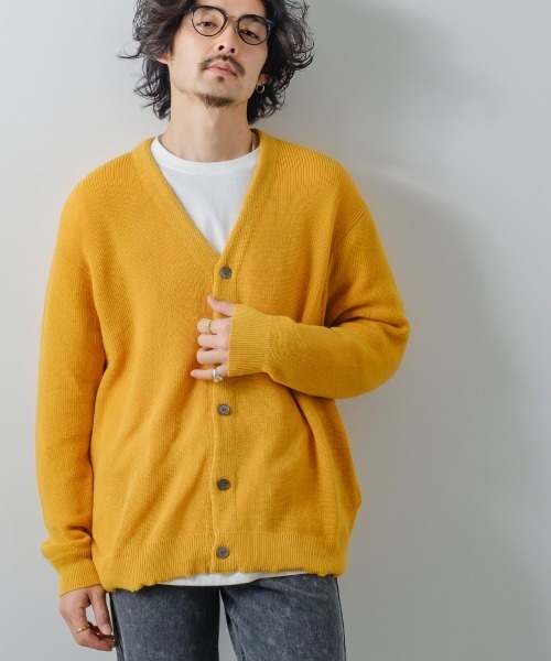 improves(インプローブス)の「12GG あぜ編みニット オーバーサイズ カーディガン(カーディガン/ボレロ・メンズ・ブルー/ブラック/ナチュラル/マスタード/グリーン・MEDIUM/LARGE)」の18枚目の写真