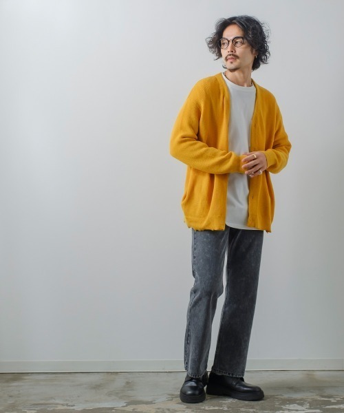 improves(インプローブス)の「12GG あぜ編みニット オーバーサイズ カーディガン(カーディガン/ボレロ・メンズ・ブルー/ブラック/ナチュラル/マスタード/グリーン・MEDIUM/LARGE)」の22枚目の写真