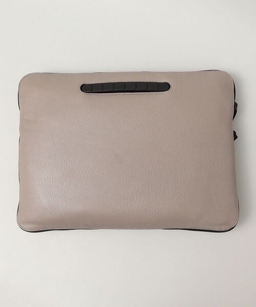 TOMOE（トモエ）の「【SHIPS別注】TOMOE: SLIM EX（クラッチバッグ・メンズ・グレー/ブラック・ONE SIZE）」の3枚目の写真