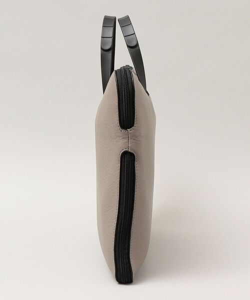 TOMOE（トモエ）の「【SHIPS別注】TOMOE: SLIM EX（クラッチバッグ・メンズ・グレー/ブラック・ONE SIZE）」の6枚目の写真