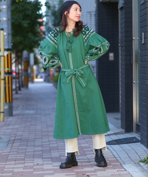 Amina(アミナ)の「【WEB限定】Amina ボヘリゾ刺繍ワンピース(ワンピース・レディース・ホワイト/グリーン/ベージュ・FREE)」の8枚目の写真