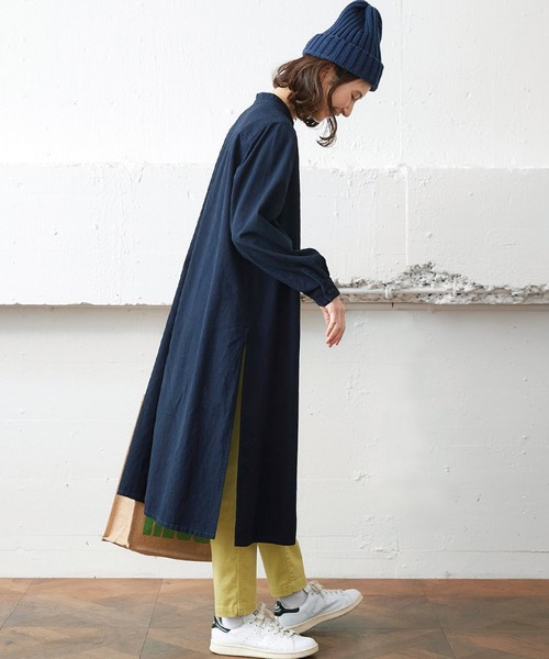 Sunny clouds（サニークラウズ）の「サニークラウズ黒藍切り込みワンピ＜レディース＞（ワンピース・レディース・インディゴブルー・NM/MEDIUM/LARGE/X-LARGE/XX-LARGE）」の4枚目の写真