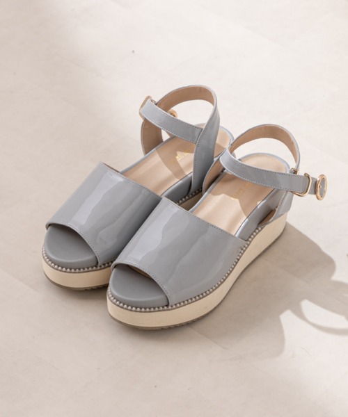 OLIVE des OLIVE(オリーブデオリーブ)の「パールピースサンダル(サンダル・レディース・ライトグレー/オフホワイト/ゴールド・SMALL/MEDIUM/LARGE)」の7枚目の写真