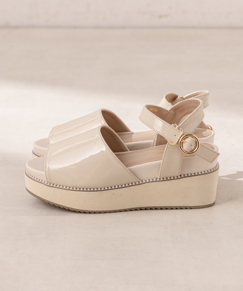 OLIVE des OLIVE(オリーブデオリーブ)の「パールピースサンダル(サンダル・レディース・ライトグレー/オフホワイト/ゴールド・SMALL/MEDIUM/LARGE)」の13枚目の写真