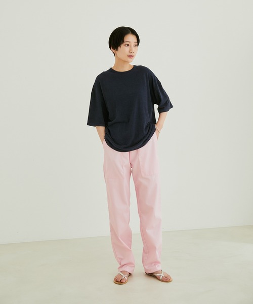 SALON adam et rope'（サロン アダム エ ロペ）の「【極上の肌ざわり】ボックスシルエットBIG T -CreamyCotton /クリーミーコットン-（Tシャツ/カットソー・レディース・オフホワイト/ピンク/オレンジ/ホワイト系その他2/ブラック系その他/ライトグリーン・FREE）」の10枚目の写真