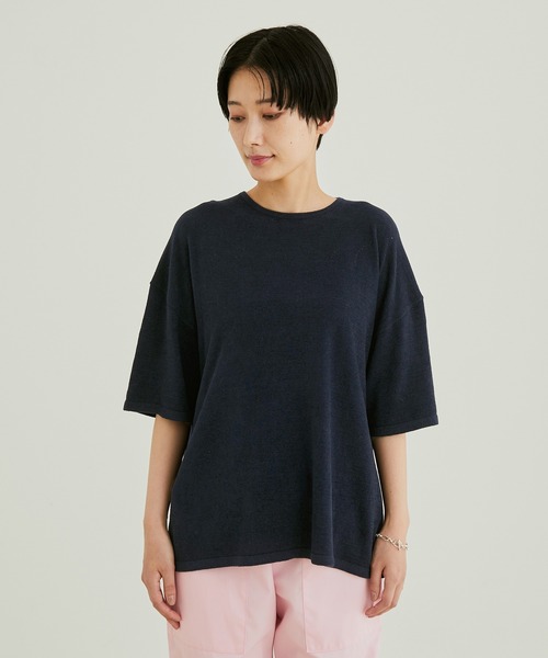 SALON adam et rope'（サロン アダム エ ロペ）の「【極上の肌ざわり】ボックスシルエットBIG T -CreamyCotton /クリーミーコットン-（Tシャツ/カットソー・レディース・オフホワイト/ピンク/オレンジ/ホワイト系その他2/ブラック系その他/ライトグリーン・FREE）」の13枚目の写真