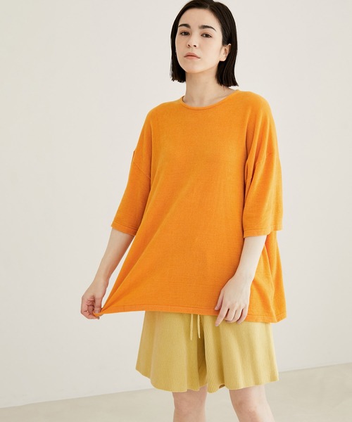 SALON adam et rope'（サロン アダム エ ロペ）の「【極上の肌ざわり】ボックスシルエットBIG T -CreamyCotton /クリーミーコットン-（Tシャツ/カットソー・レディース・オフホワイト/ピンク/オレンジ/ホワイト系その他2/ブラック系その他/ライトグリーン・FREE）」の22枚目の写真