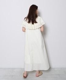 Re.Verofonna（ヴェロフォンナ）の「カットワークギャザーカラー