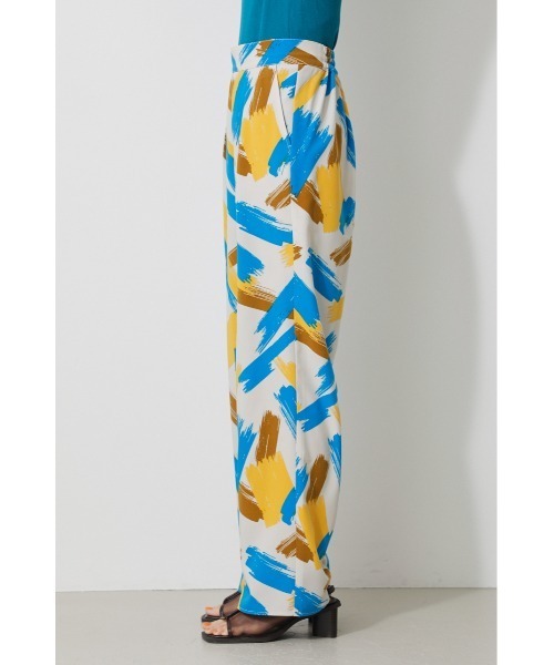 AZUL by moussy（アズールバイマウジー）の「BOLD PAINT PANTS/ボールドペイントパンツ（その他パンツ・レディース・グリーン系その他/イエロー系その他・SMALL/MEDIUM）」の16枚目の写真