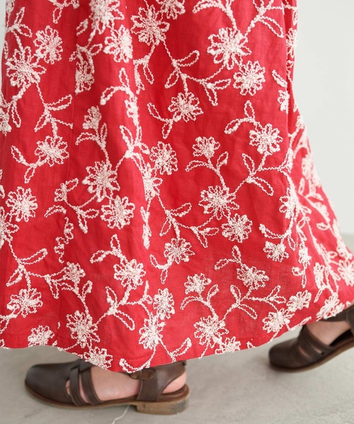 chambre de charme（シャンブルドゥシャーム）の「●cdc デージー刺繍 タックスカート（スカート・レディース・ホワイト/レッド・FREE）」の6枚目の写真
