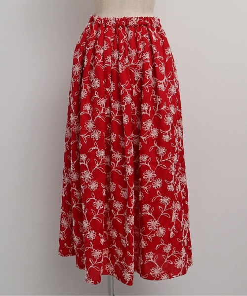 chambre de charme（シャンブルドゥシャーム）の「●cdc デージー刺繍 タックスカート（スカート・レディース・ホワイト/レッド・FREE）」の12枚目の写真
