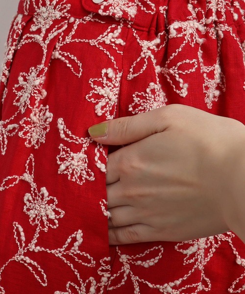 chambre de charme（シャンブルドゥシャーム）の「●cdc デージー刺繍 タックスカート（スカート・レディース・ホワイト/レッド・FREE）」の15枚目の写真