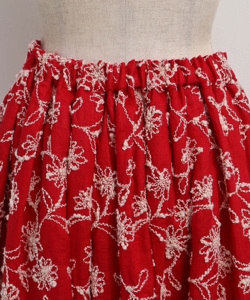 chambre de charme（シャンブルドゥシャーム）の「●cdc デージー刺繍 タックスカート（スカート・レディース・ホワイト/レッド・FREE）」の16枚目の写真