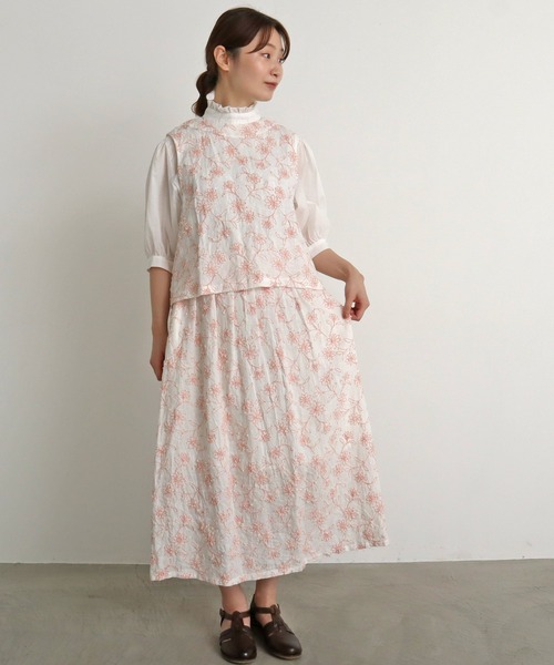 chambre de charme（シャンブルドゥシャーム）の「●cdc デージー刺繍 タックスカート（スカート・レディース・ホワイト/レッド・FREE）」の22枚目の写真