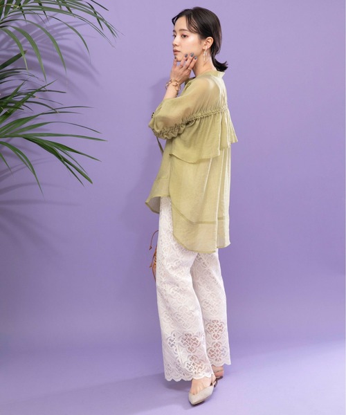 Eimee Law(エイミーロウ)の「バックドロストシアーブラウス(シャツ/ブラウス・レディース・オリーブ/ライトグレー/ブルーグレー/ブラック・38)」の7枚目の写真