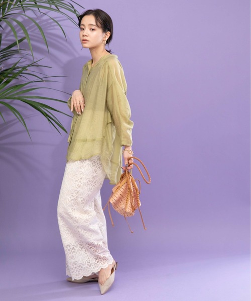 Eimee Law(エイミーロウ)の「バックドロストシアーブラウス(シャツ/ブラウス・レディース・オリーブ/ライトグレー/ブルーグレー/ブラック・38)」の11枚目の写真