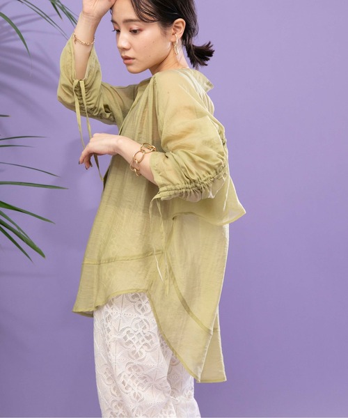 Eimee Law(エイミーロウ)の「バックドロストシアーブラウス(シャツ/ブラウス・レディース・オリーブ/ライトグレー/ブルーグレー/ブラック・38)」の12枚目の写真