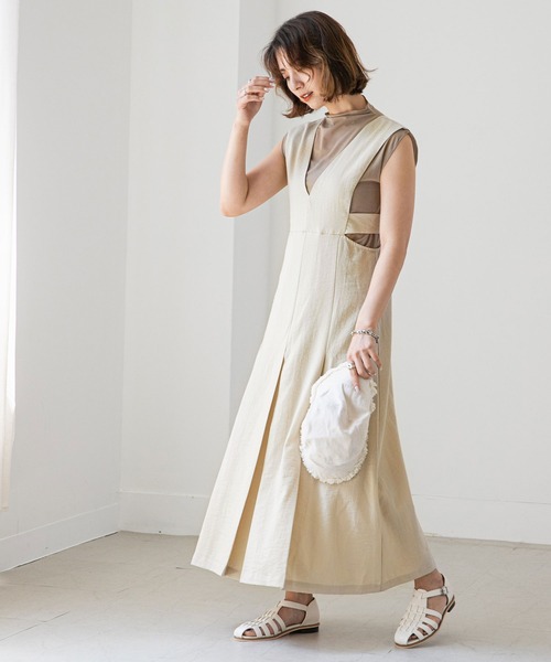 rectangle（レクタングル）の「Vネックカッティングジャンパースカート（ジャンパースカート・レディース・ブラック/ベージュ/モカ・FREE）」の15枚目の写真