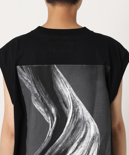 FRAMeWORK(フレームワーク)の「【JANE SMITH/ジェーンスミス】別注ORGANIC FORMS ノースリーブTシャツ(Tシャツ/カットソー・レディース・ホワイト/ブラック・FREE)」の15枚目の写真
