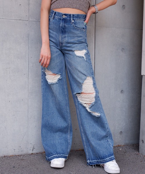 SPIRALGIRL（スパイラルガール）の「ハイウエストクラッシュデニム（デニムパンツ・レディース・ライトブルー/インディゴブルー・SMALL/MEDIUM）」の7枚目の写真